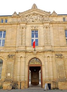 chambre regionale des comptes cour mably