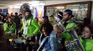 cabanes en fete brass band gilet vert