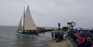 cabanes en fete depart bateau