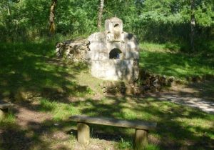 fontaine st jean gros plan SHAPB BLondy