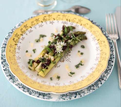 Recette du WE : Asperges vertes, poudre d’olives