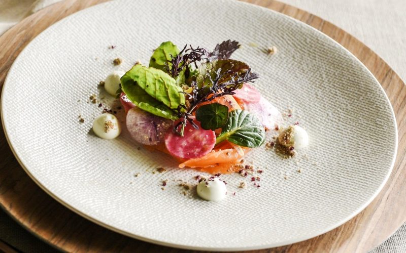 Recette de Gravlax de truite, chantilly d’estragon, crumble sarrasin