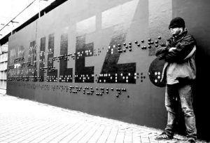 street art urban mur en braille